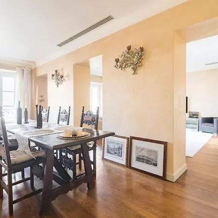 Santa Giuliana * コモ